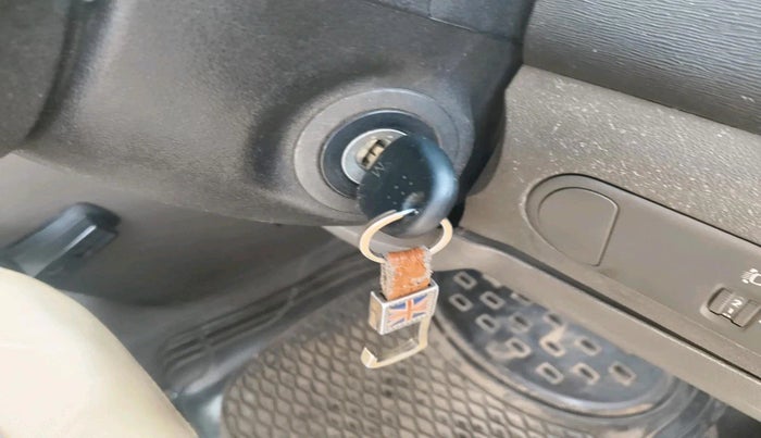 2012 Hyundai i10 MAGNA 1.1, CNG, Manual, 84,784 km, interior