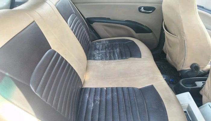 2012 Hyundai i10 MAGNA 1.1, CNG, Manual, 84,784 km, interior