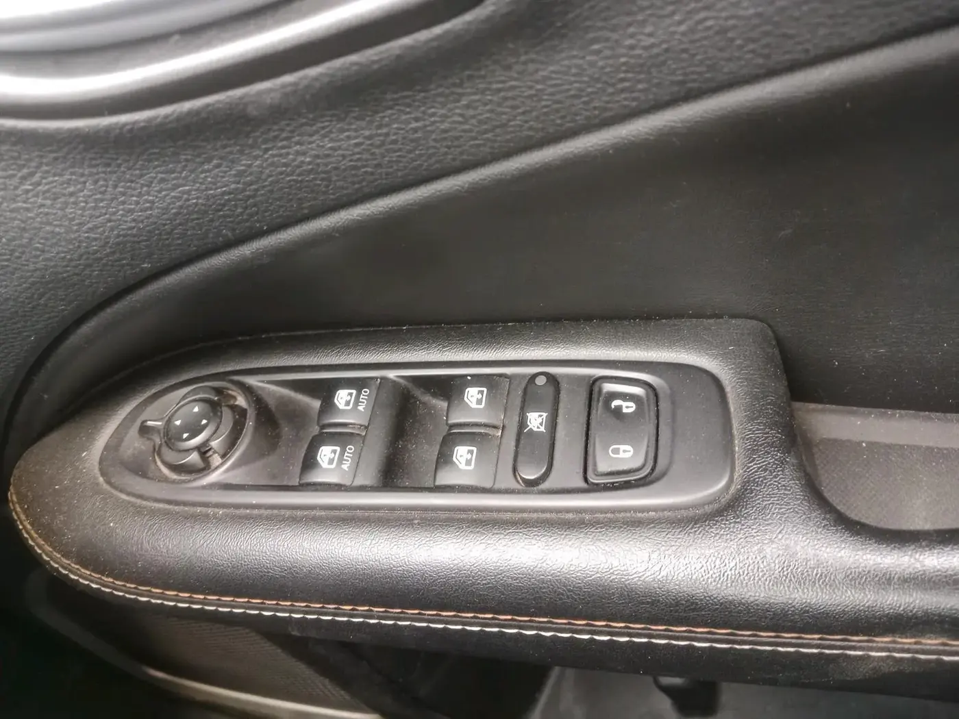 2018 Jeep Compass SPORT 2.0 DIESEL, Diesel, Manual, 98,000 km, interior