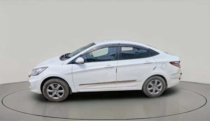 2013 Hyundai Verna FLUIDIC 1.6 VTVT, Petrol, Manual, 1,21,557 km, exterior