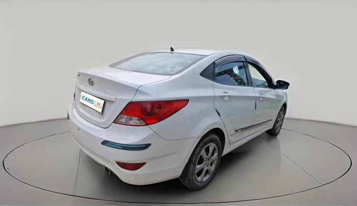 2013 Hyundai Verna FLUIDIC 1.6 VTVT, Petrol, Manual, 1,21,557 km, exterior