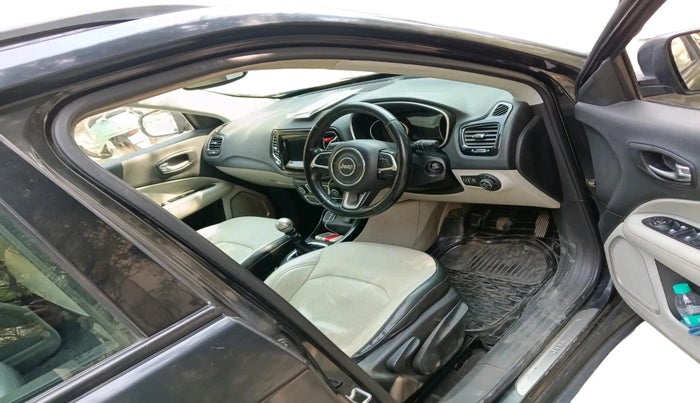 2018 Jeep Compass LIMITED 2.0 DIESEL, Diesel, Manual, 2,31,148 km, interior