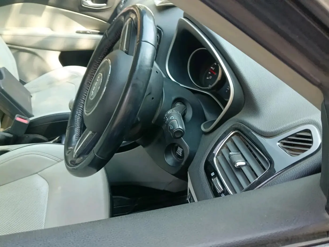 2018 Jeep Compass LIMITED 2.0 DIESEL, Diesel, Manual, 2,31,148 km, interior