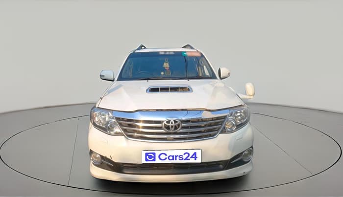 2016 Toyota Fortuner 3.0 4X2 MT, Diesel, Manual, 2,53,357 km, exterior
