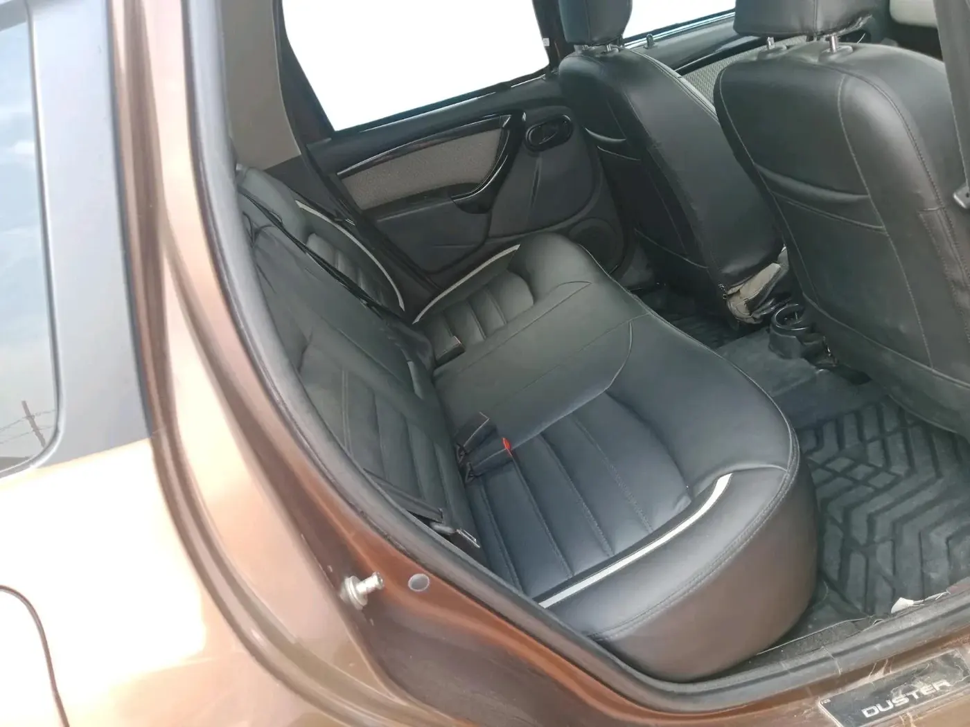 2015 Renault Duster 85 PS RXL DIESEL, Diesel, Manual, 97,871 km, interior