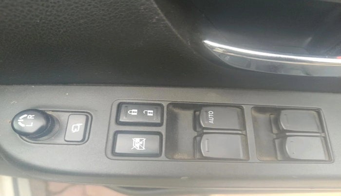 2020 Maruti XL6 ZETA MT, Petrol, Manual, 25,036 km, interior