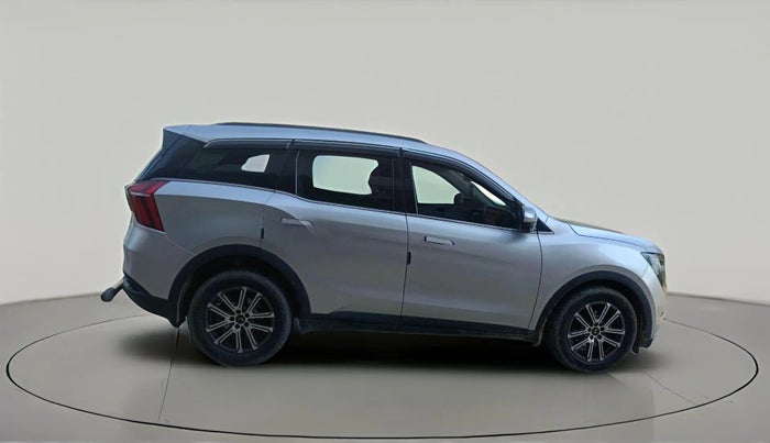 2022 Mahindra XUV700 AX 7 LUXURY D AT 7 STR, Diesel, Automatic, 88,251 km, exterior
