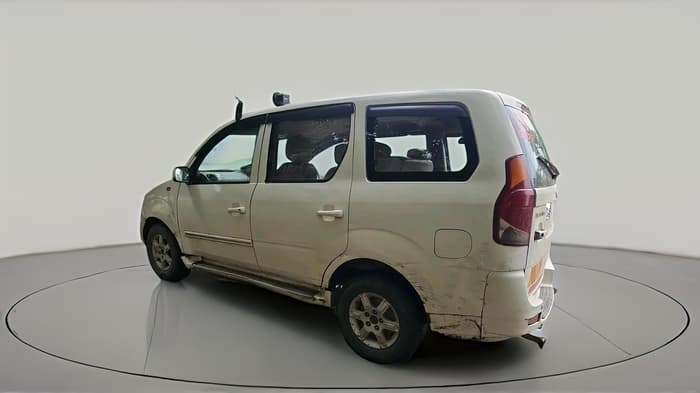 2011 Mahindra Xylo E8 BS III, Diesel, Manual, 1,16,379 km, exterior