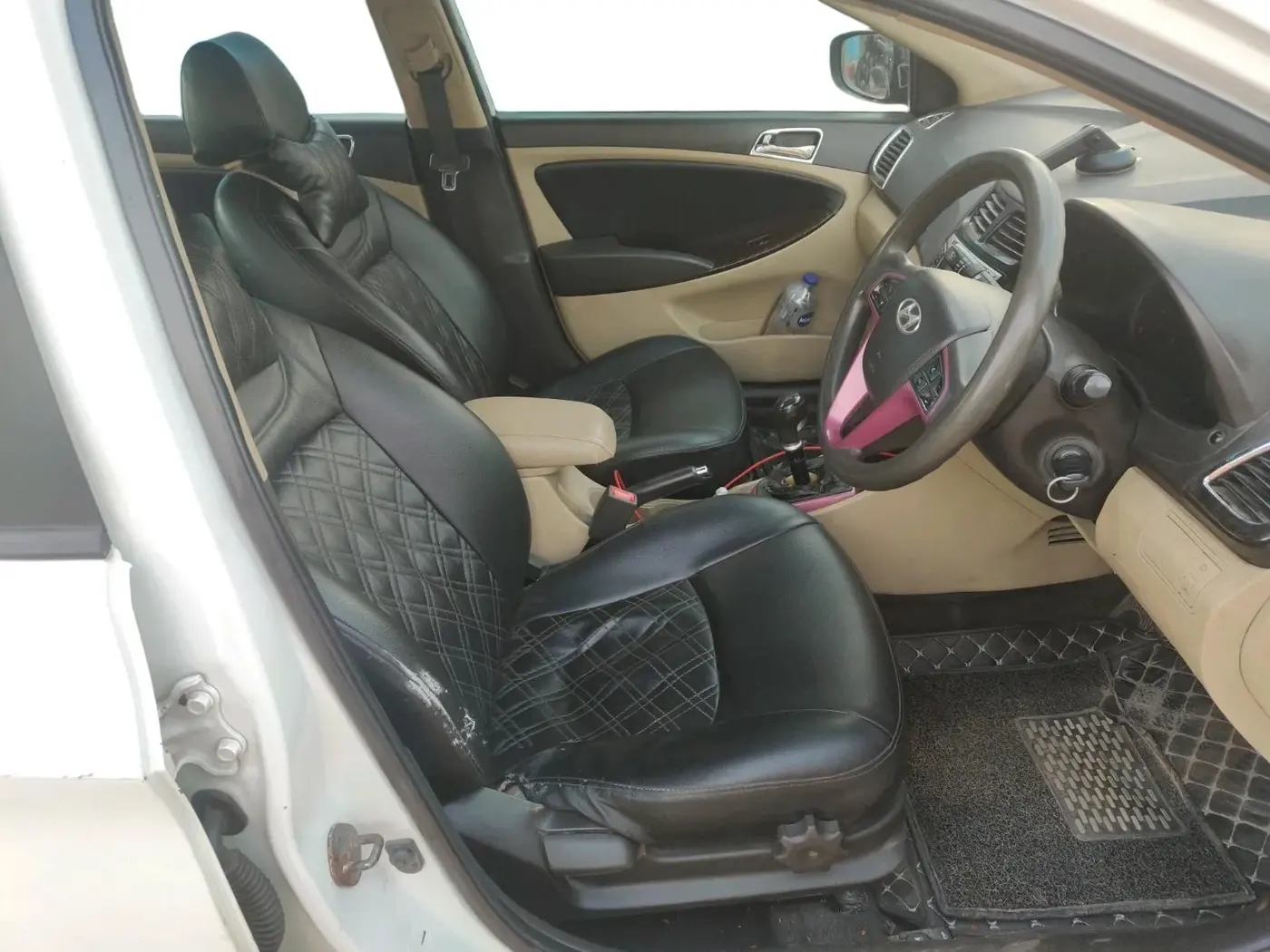 2012 Hyundai Verna FLUIDIC 1.4 CRDI, Diesel, Manual, 1,49,063 km, interior