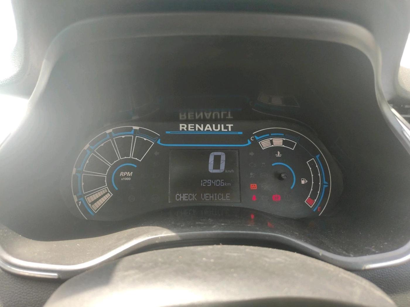 2021 Renault TRIBER RXZ, Petrol, Manual, 1,29,406 km, interior