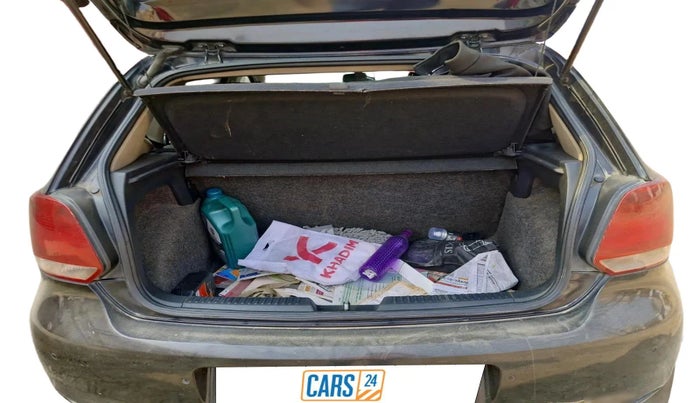 2014 Volkswagen Polo HIGHLINE DIESEL, Diesel, Manual, 1,32,257 km, exterior