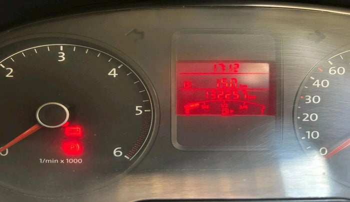 2014 Volkswagen Polo HIGHLINE DIESEL, Diesel, Manual, 1,32,257 km, interior