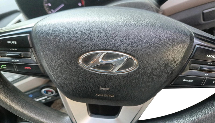 2018 Hyundai Creta SX PLUS 1.6 PETROL, Petrol, Manual, 81,614 km, interior