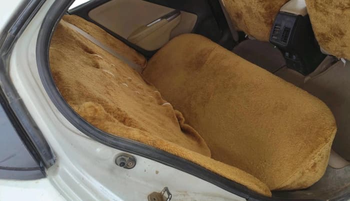 2016 Honda City 1.5L I-DTEC V, Diesel, Manual, 1,79,928 km, interior