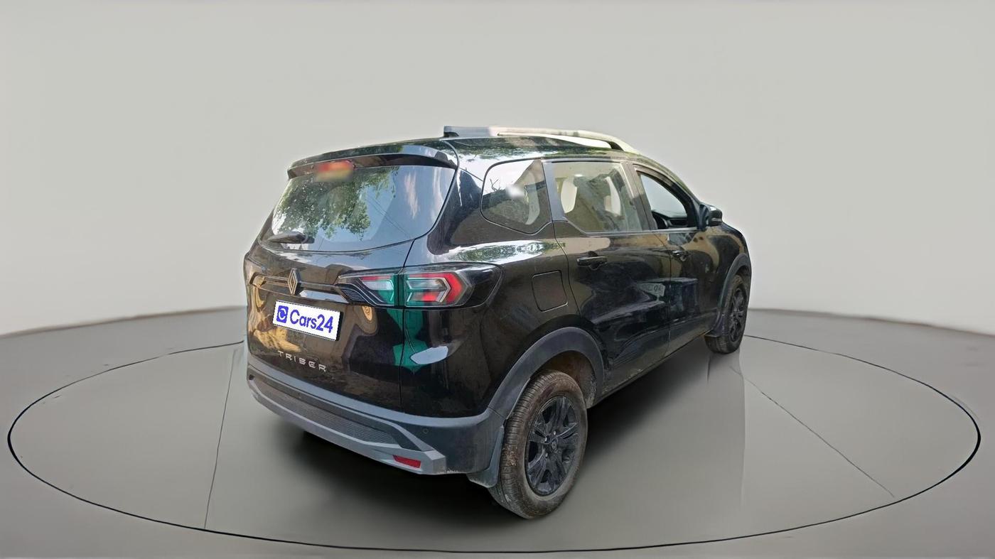 2025 Renault TRIBER Techno, Petrol, Manual, 5,945 km, exterior