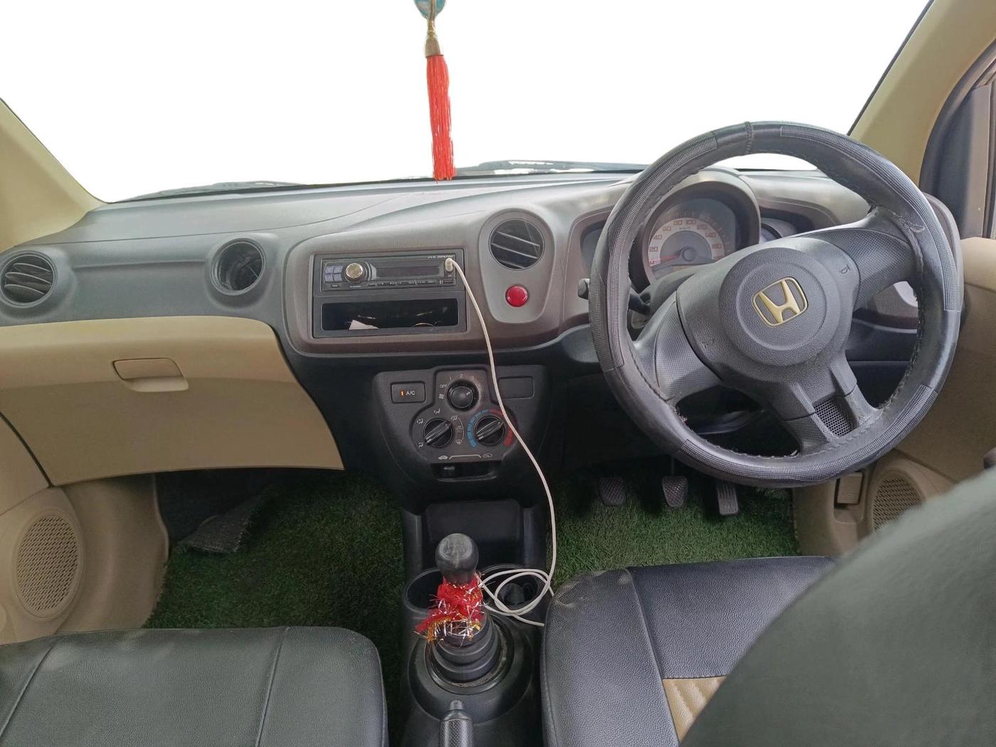 2012 Honda Brio E MT, Petrol, Manual, 84,532 km, interior