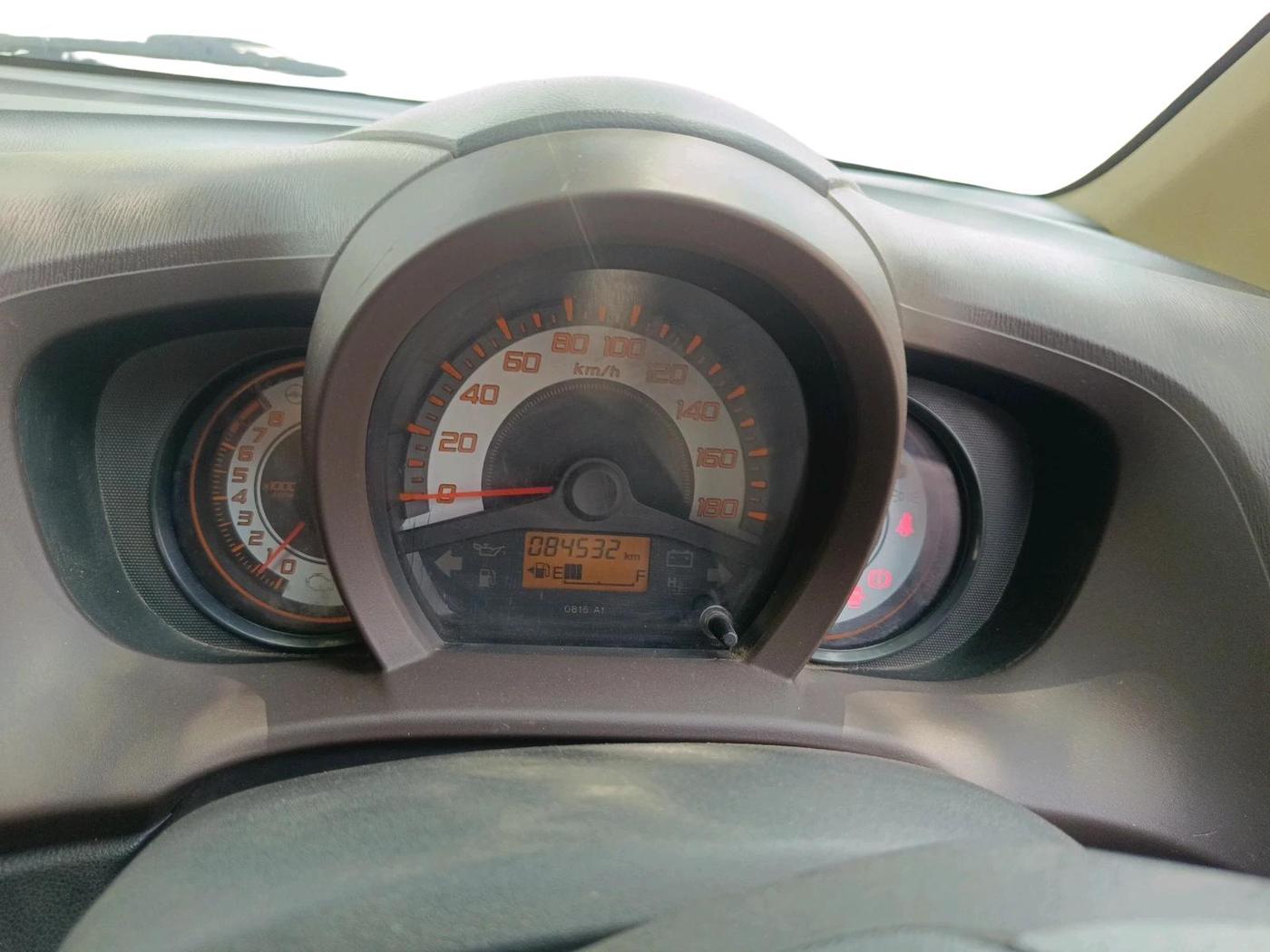 2012 Honda Brio E MT, Petrol, Manual, 84,532 km, interior