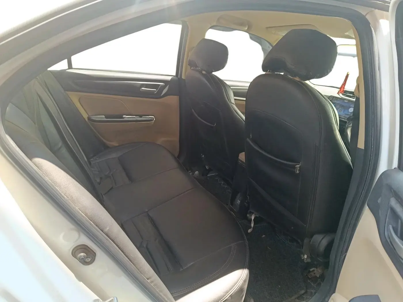 2023 Honda Amaze 1.2L I-VTEC S, Petrol, Manual, 6,047 km, interior