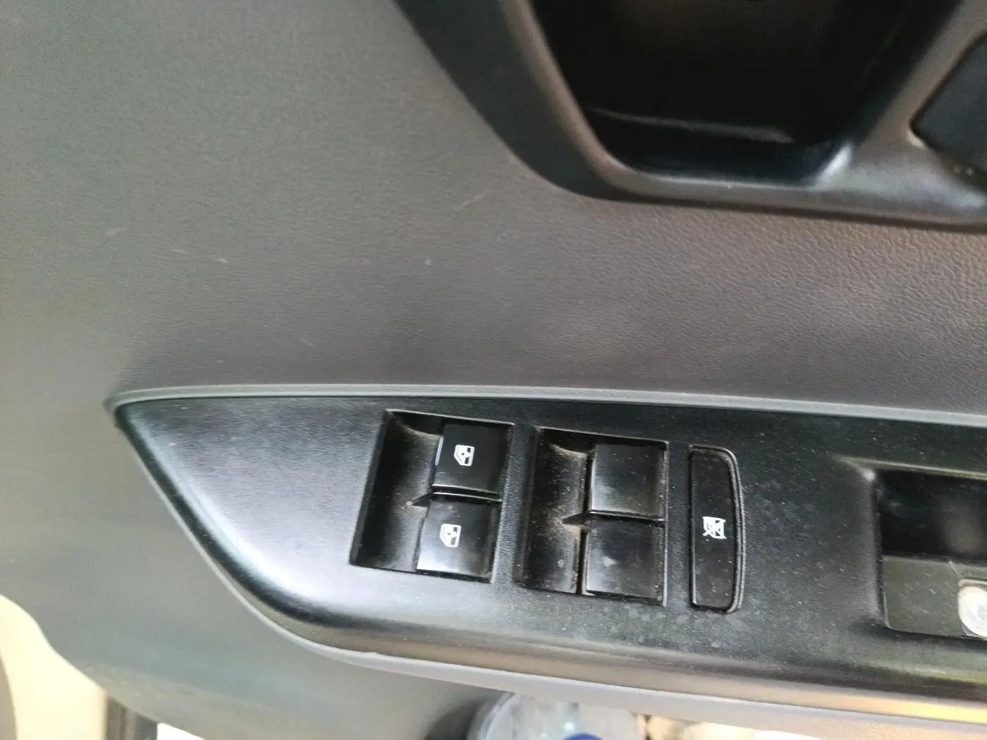 2018 Mahindra KUV 100 NXT K6+ D 6 STR, Diesel, Manual, 2,05,524 km, interior