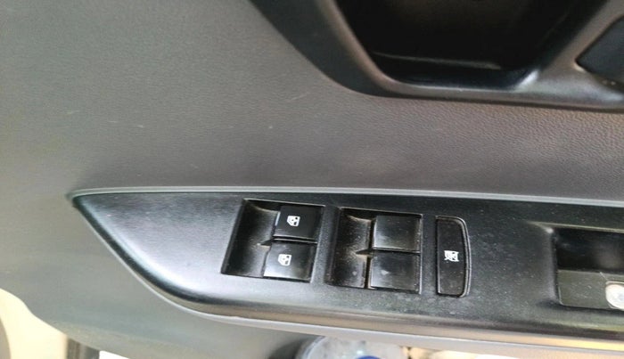 2018 Mahindra KUV 100 NXT K6+ D 6 STR, Diesel, Manual, 2,05,524 km, interior