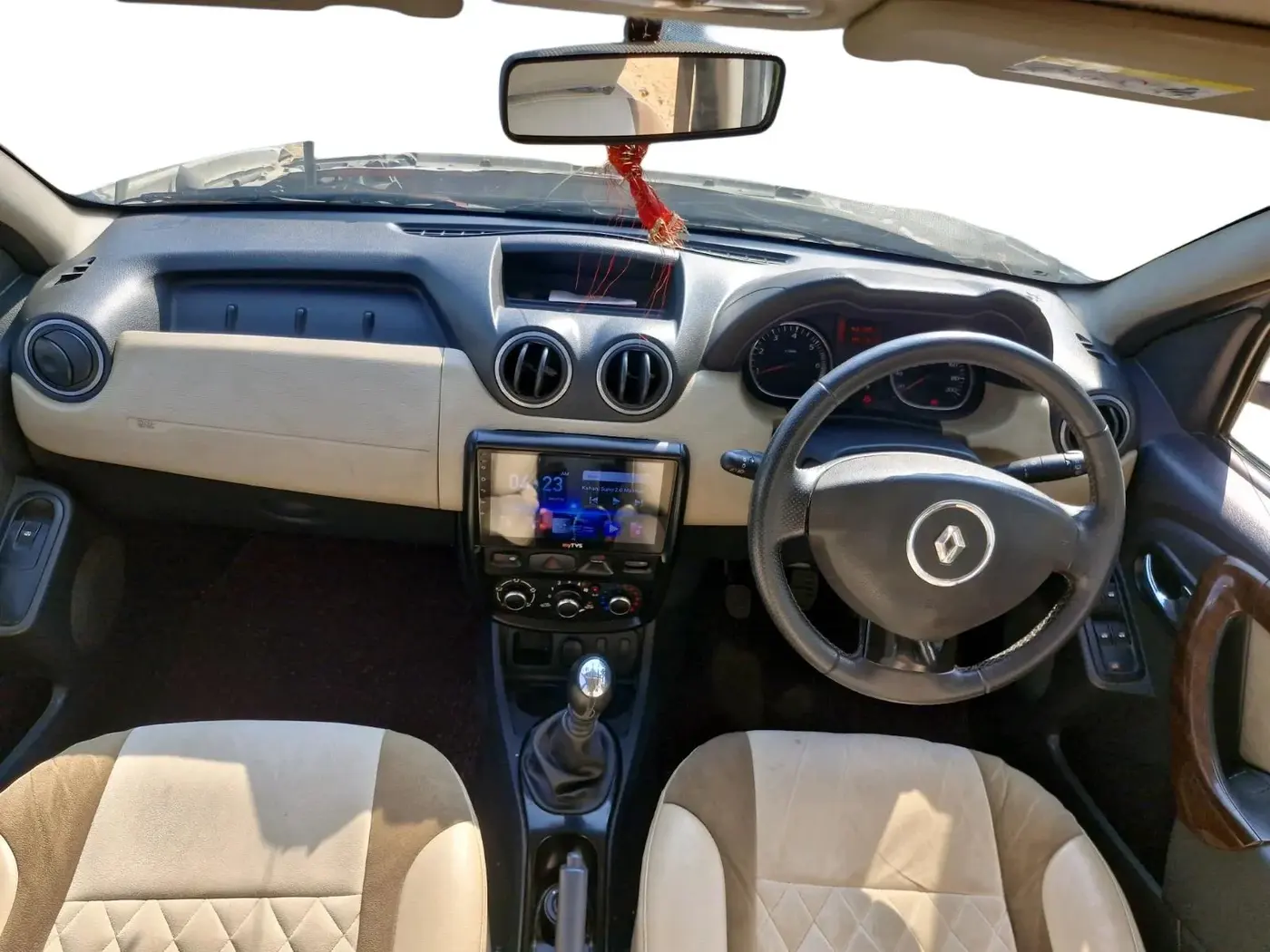 2014 Renault Duster 110 PS RXL DIESEL, Diesel, Manual, 43,257 km, interior