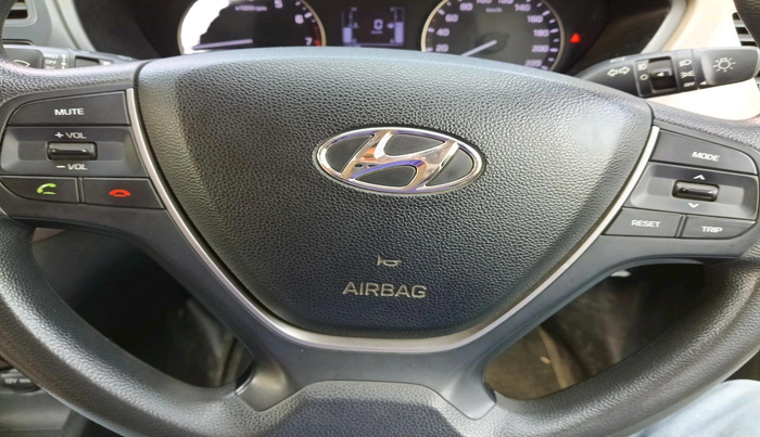 2017 Hyundai Elite i20 ASTA 1.2, Petrol, Manual, 1,26,263 km, interior