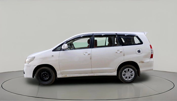 2013 Toyota Innova 2.5 G 7 STR, Diesel, Manual, 1,51,731 km, exterior