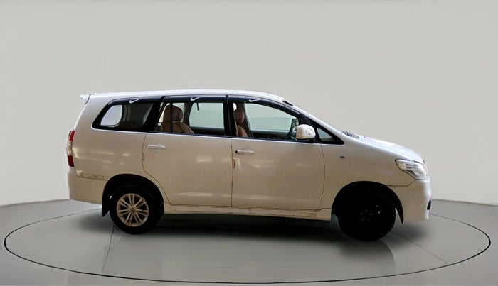 2013 Toyota Innova 2.5 G 7 STR, Diesel, Manual, 1,51,731 km, exterior