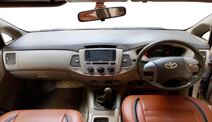 2013 Toyota Innova 2.5 G 7 STR, Diesel, Manual, 1,51,731 km, interior