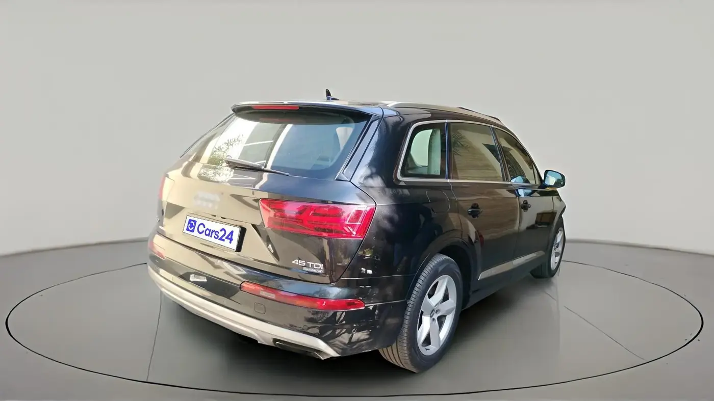 2018 Audi Q7 45 TDI QUATTRO PREMIUM PLUS, Diesel, Automatic, 1,44,698 km, exterior