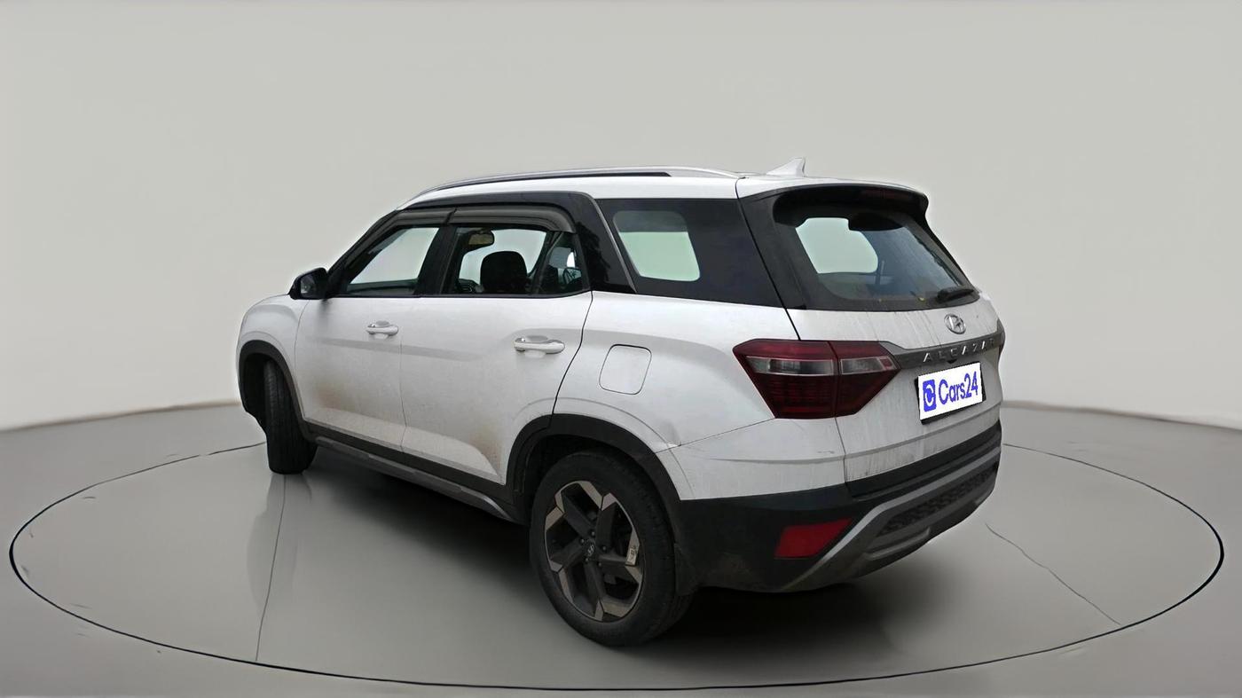 2022 Hyundai ALCAZAR PLATINUM 1.5 MT 7STR, Diesel, Manual, 1,29,740 km, exterior
