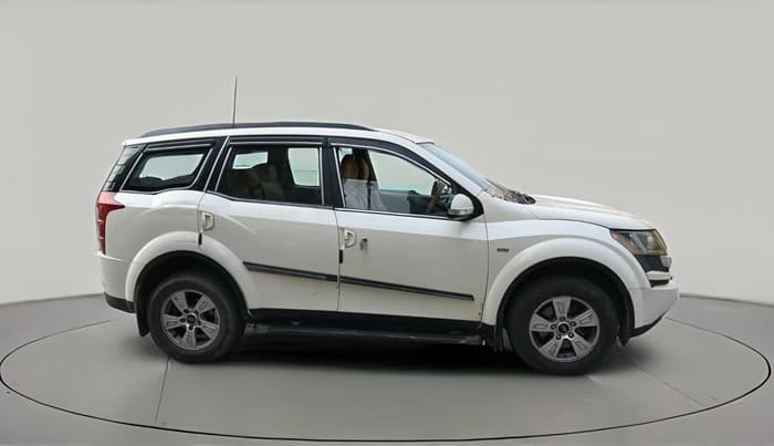 2012 Mahindra XUV500 W8, Diesel, Manual, 1,91,264 km, exterior
