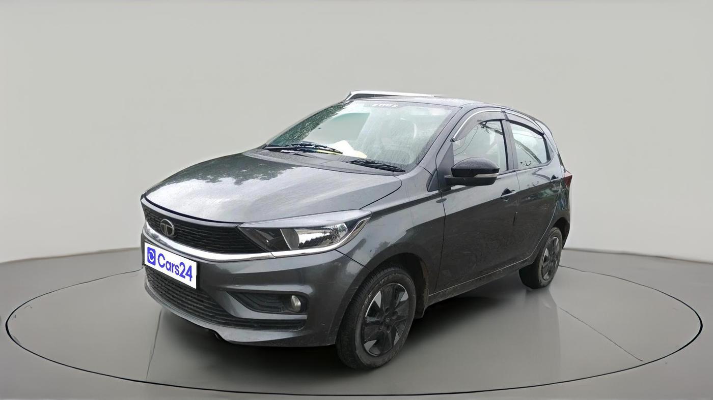 2025 Tata Tiago XTA CNG , CNG, Automatic, 18,811 km, exterior