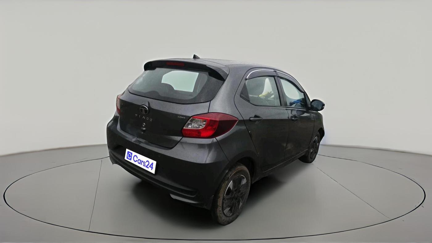 2025 Tata Tiago XTA CNG , CNG, Automatic, 18,811 km, exterior
