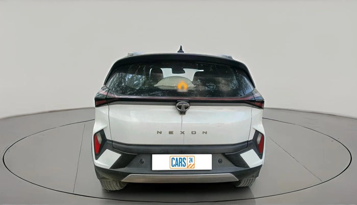 2023 Tata NEXON FEARLESS + SUNROOF AMT DUAL TONE 1.5 DIESEL, Diesel, Automatic, 86,000 km, exterior