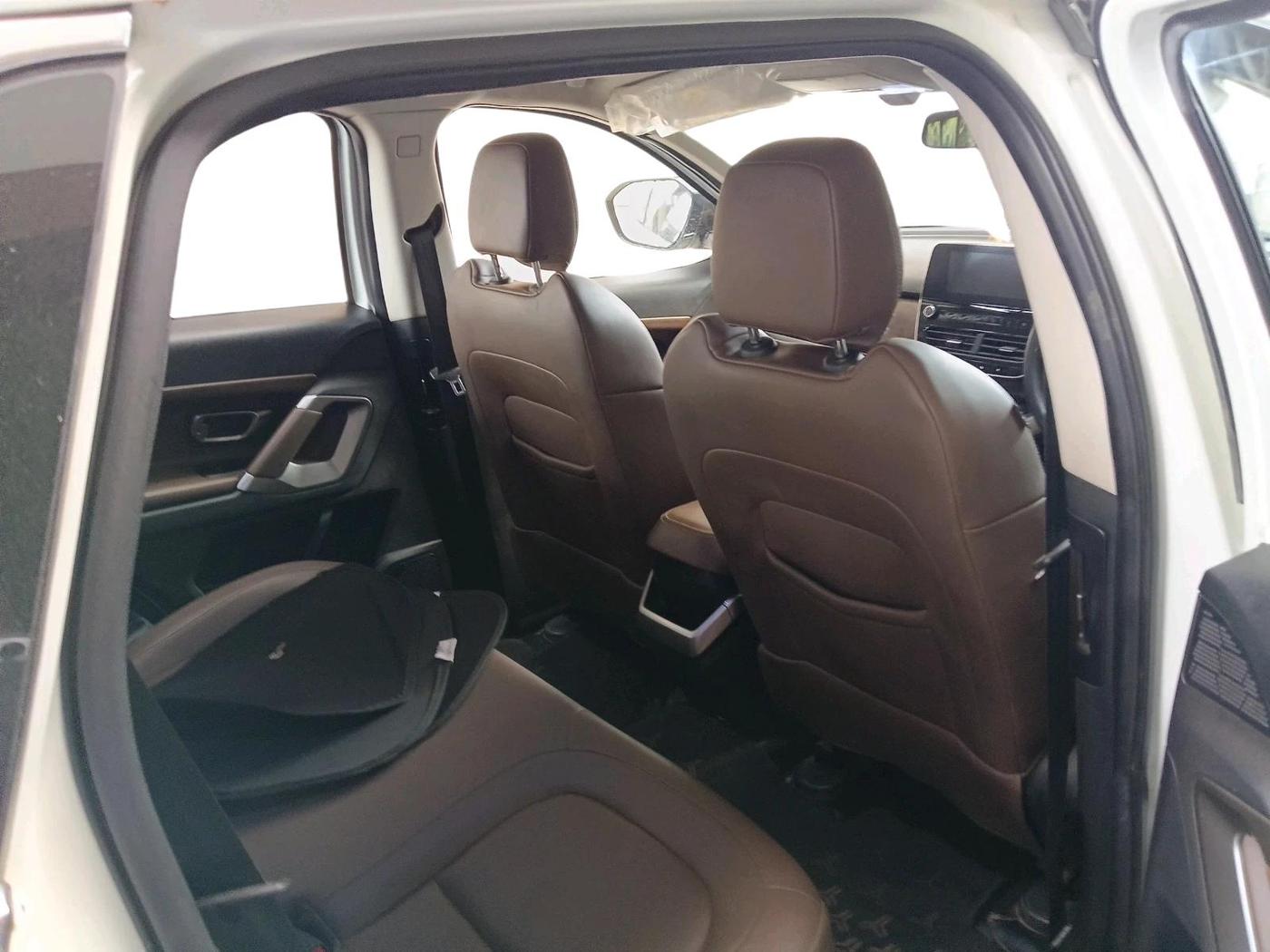 2019 Tata Harrier XZ 2.0L, Diesel, Manual, 1,36,276 km, interior