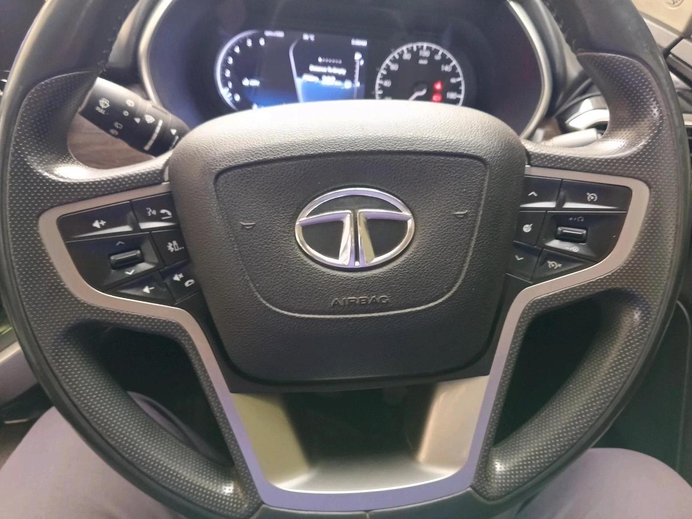2019 Tata Harrier XZ 2.0L, Diesel, Manual, 1,36,276 km, interior