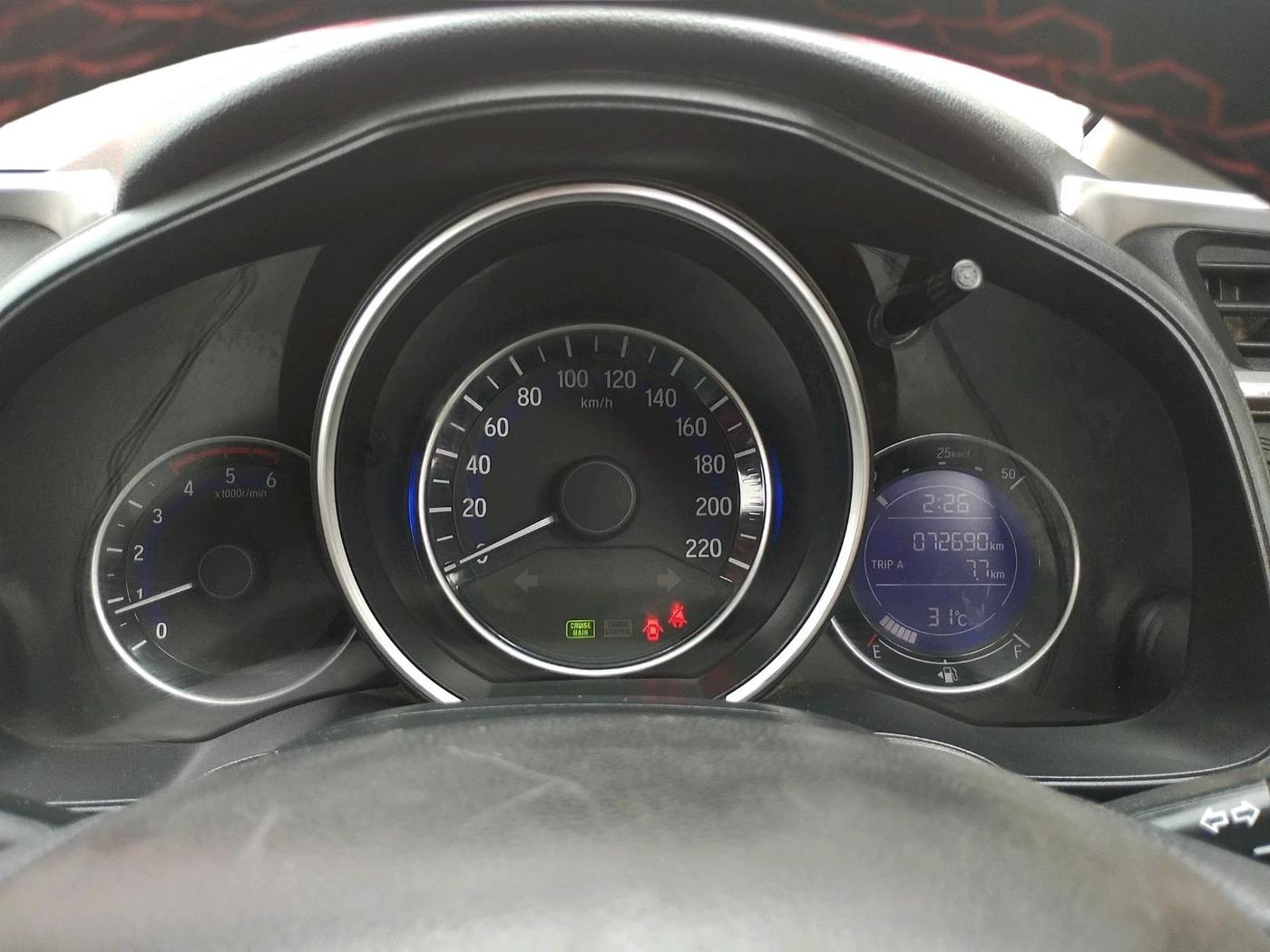 2018 Honda WR-V 1.5L I-DTEC VX MT, Diesel, Manual, 72,690 km, interior