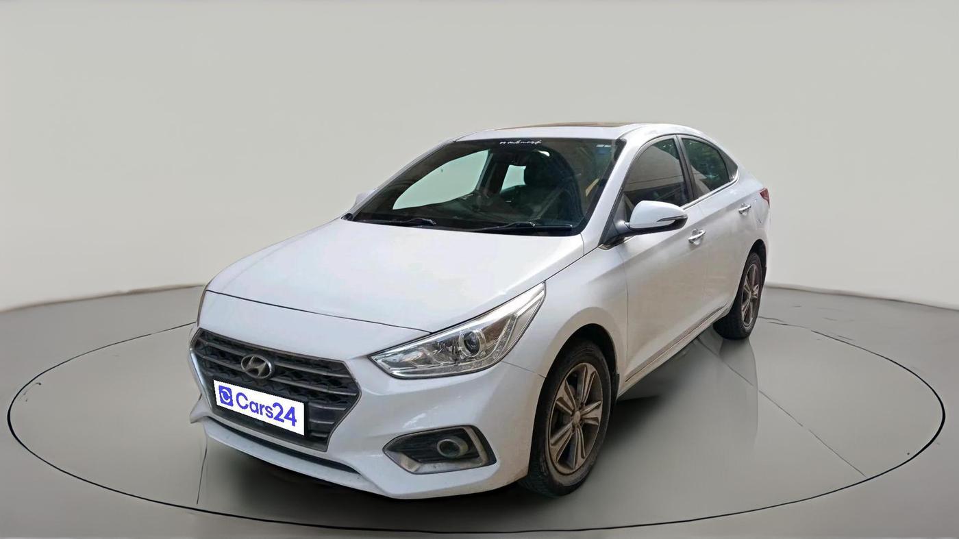 2017 Hyundai Verna 1.6 VTVT SX O, Petrol, Manual, 79,973 km, exterior