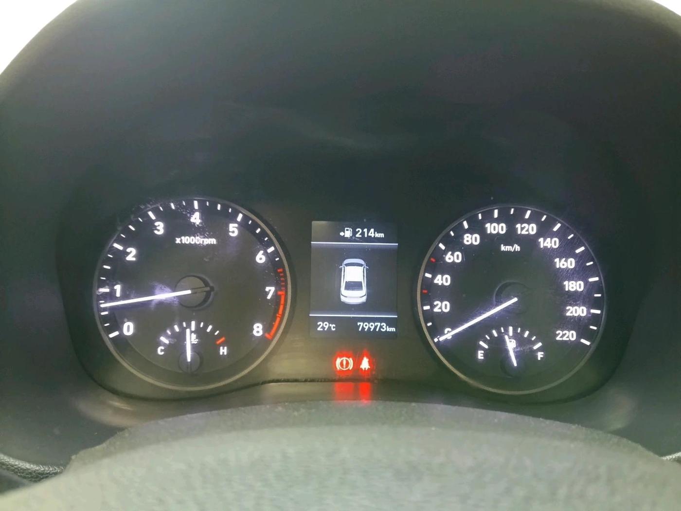 2017 Hyundai Verna 1.6 VTVT SX O, Petrol, Manual, 79,973 km, interior