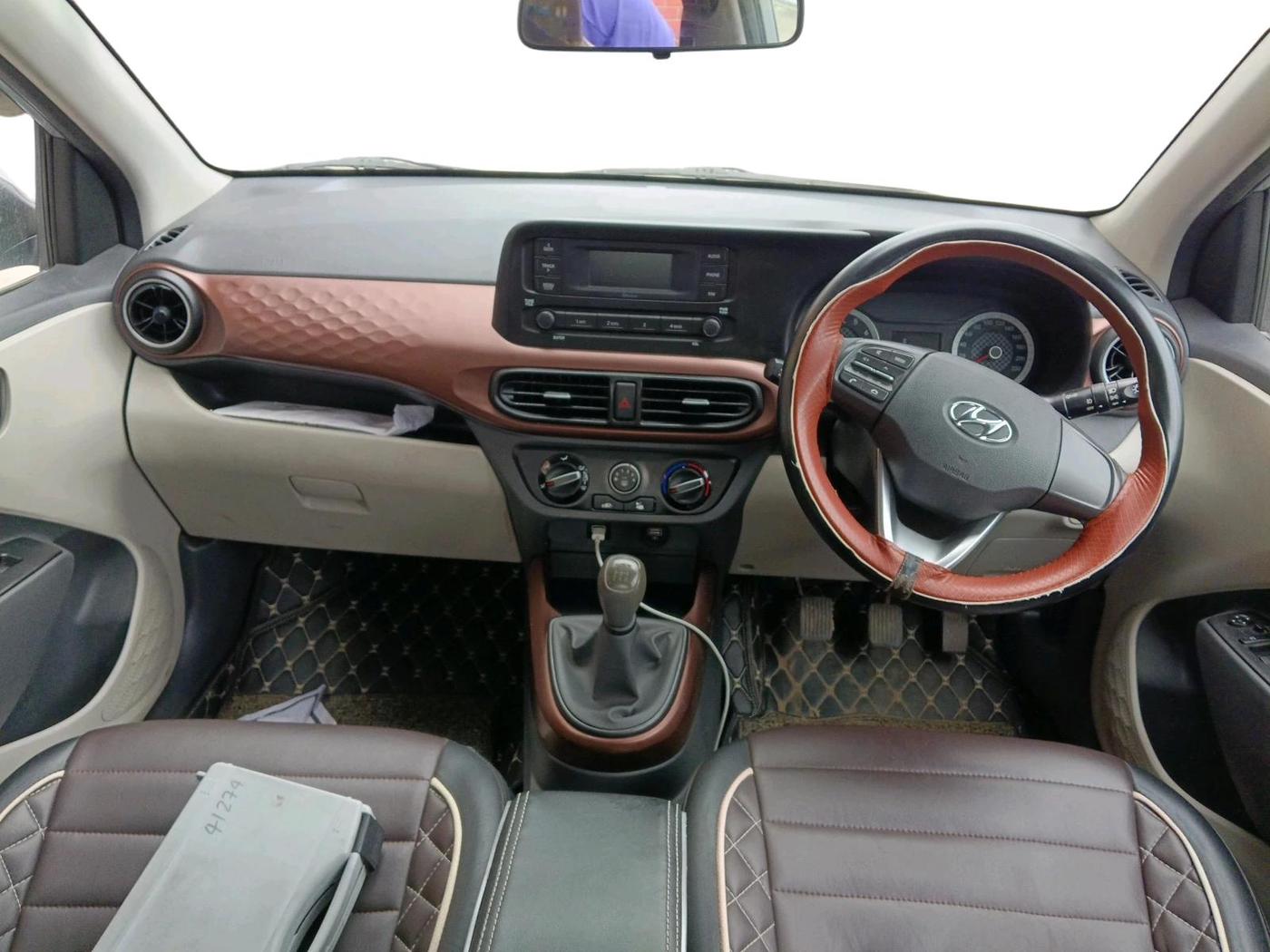 2022 Hyundai AURA S 1.2 CNG, CNG, Manual, 28,164 km, interior