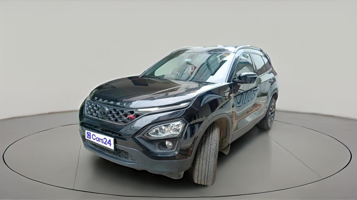 2023 Tata Safari XZ PLUS 2.0L RED DARK EDITION 7 STR MT, Diesel, Manual, 61,220 km, exterior