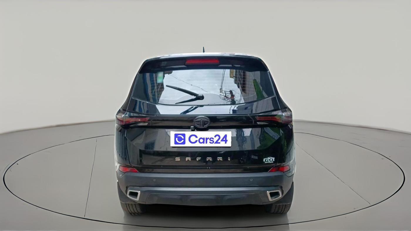 2023 Tata Safari XZ PLUS 2.0L RED DARK EDITION 7 STR MT, Diesel, Manual, 61,220 km, exterior