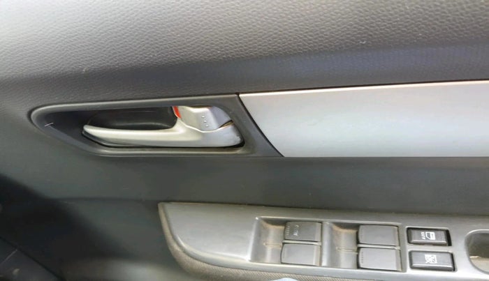 2011 Maruti Swift VDI, Diesel, Manual, 1,43,526 km, interior