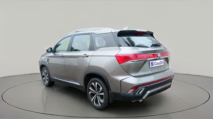 2023 MG HECTOR PLUS SAVVY PRO 1.5 TURBO CVT 7 STR, Petrol, Automatic, 11,451 km, exterior