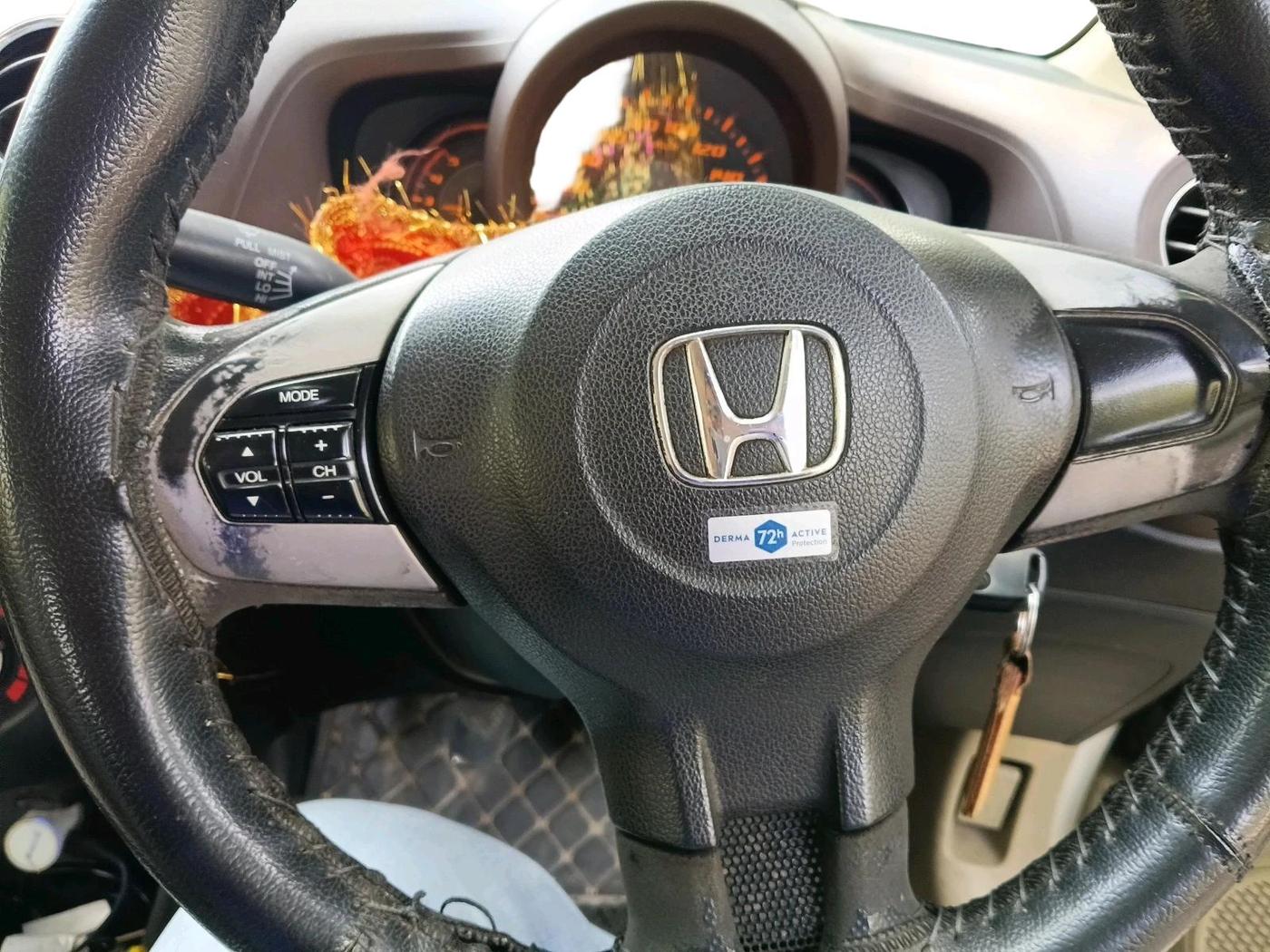 2014 Honda Amaze 1.5L I-DTEC S, Diesel, Manual, 1,70,000 km, interior