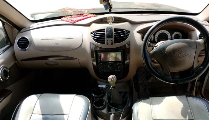 2014 Mahindra Xylo H8 ABS AIRBAG BS IV, Diesel, Manual, 1,05,007 km, interior