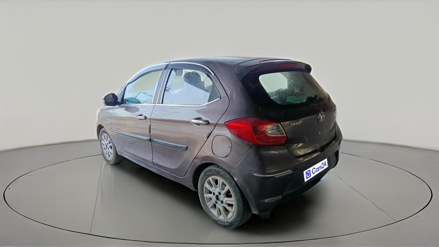 2016 Tata Tiago XZ PETROL, CNG, Manual, 2,10,000 km, exterior