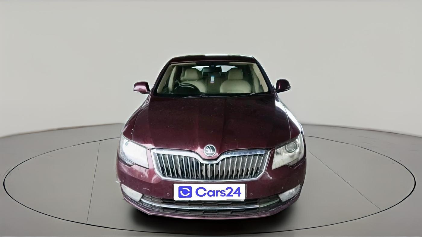2014 Skoda Superb ELEGANCE 2.0 TDI CR AT, Diesel, Automatic, 82,717 km, exterior