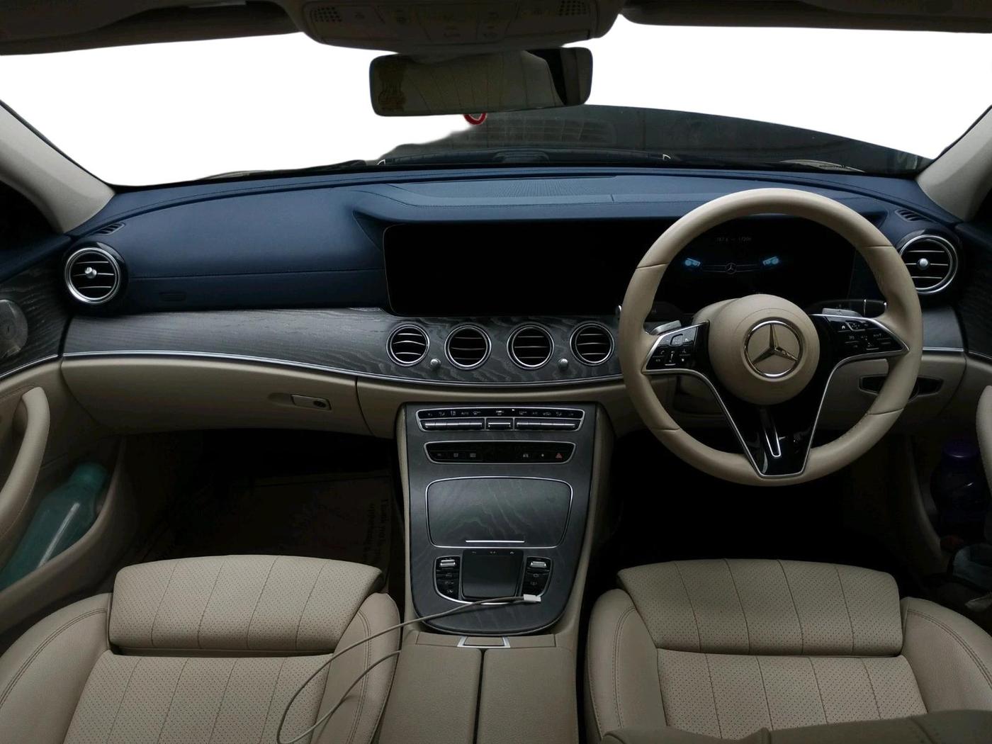 2023 Mercedes Benz E Class E 220d AMG Line, Diesel, Automatic, 17,206 km, interior
